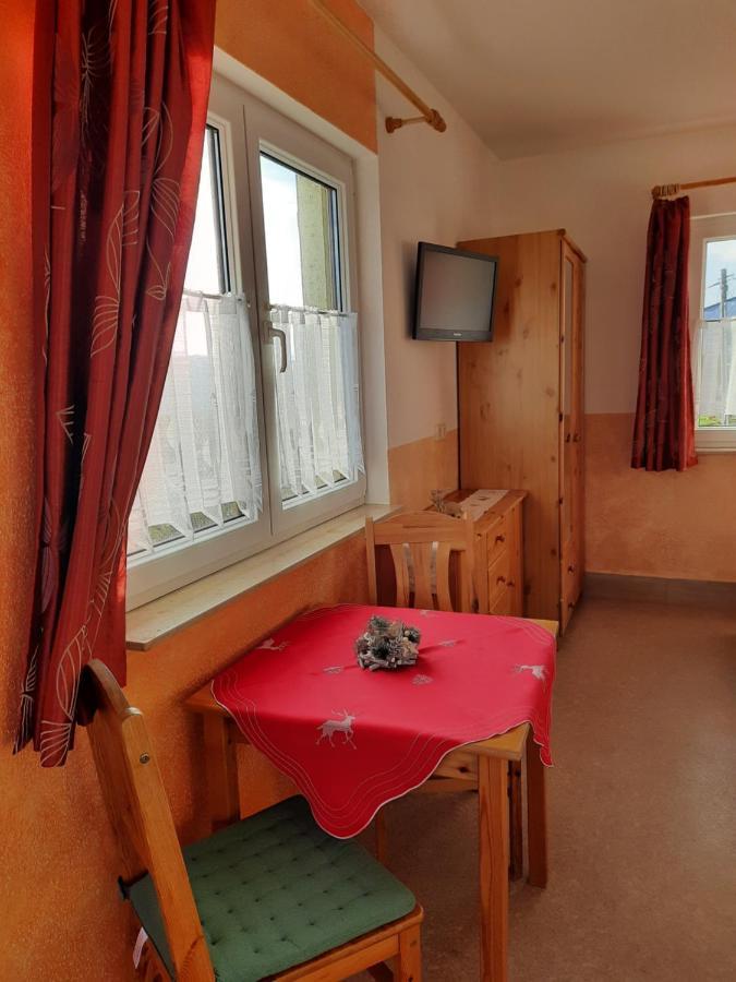 Appartamento Haus Panoramablick Familie Loos Wasungen Esterno foto